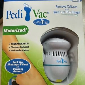 COPY - Rechargeable callus remover vacuum